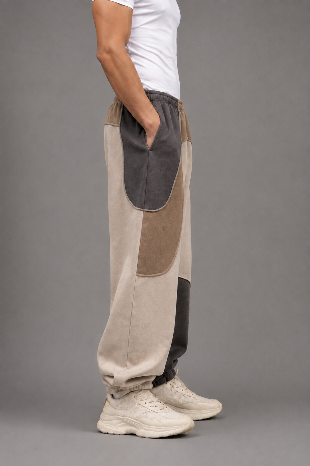 Curved Panel Jogger