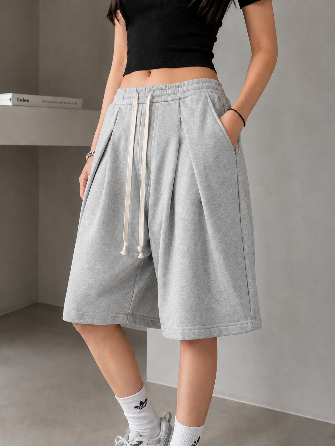 Relaxed Pleated Fleece Shorts